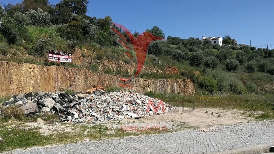 Terreno para Venda em Sé e São Lourenço