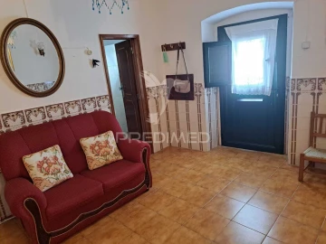 Moradia T1 para Venda em Pias