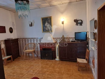 Moradia T1 para Venda em Pias