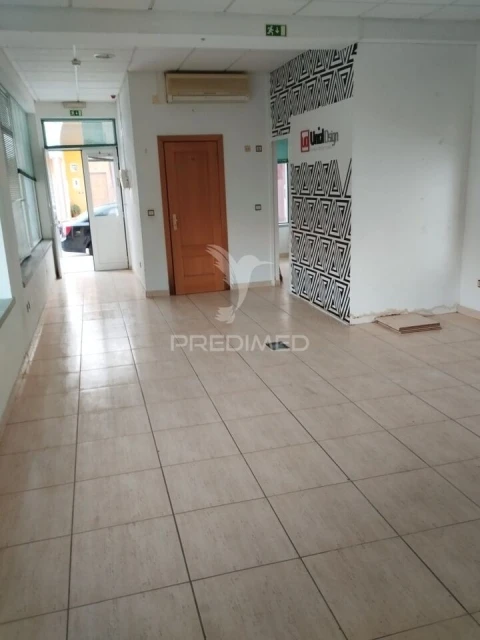 Loja para Venda em Sé e São Lourenço