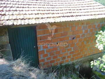 Terreno para Venda em Louredo e Fornelos