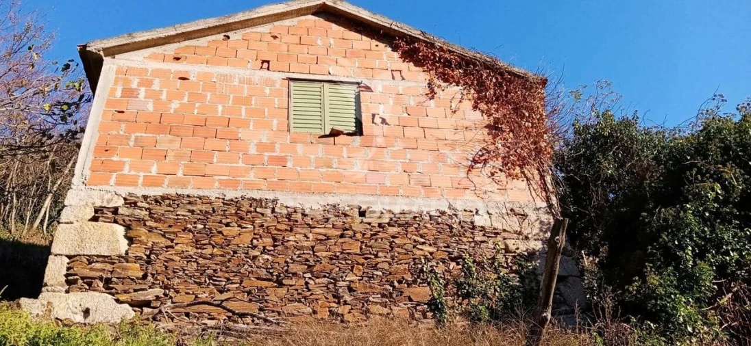 Terreno para Venda em Louredo e Fornelos Foto 7