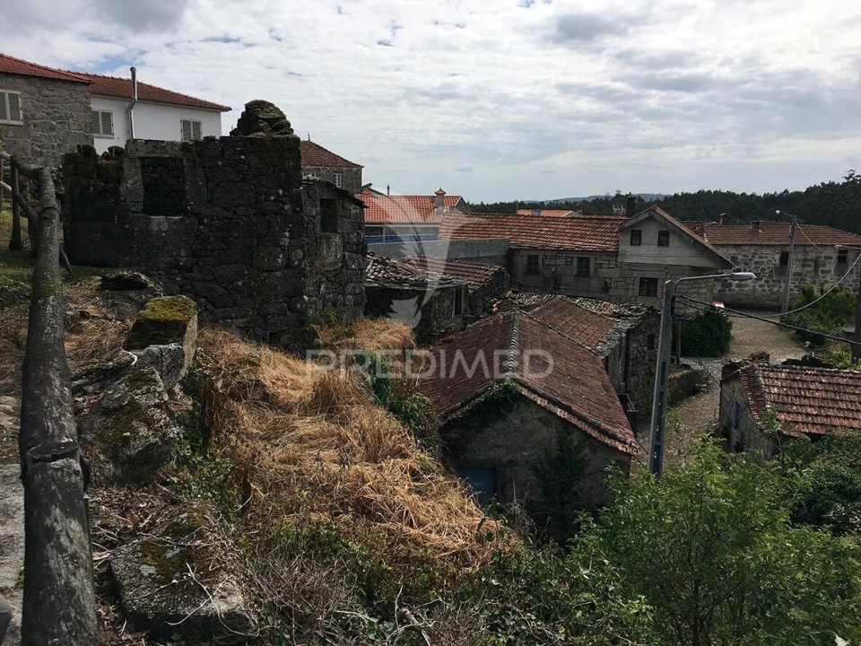 Moradia T5 para Venda em Préstimo e Macieira de Alcoba Foto 14