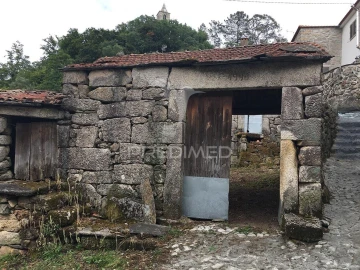 Moradia T5 para Venda em Préstimo e Macieira de Alcoba