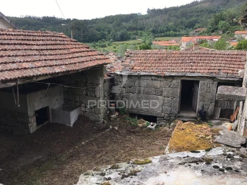 Moradia T5 para Venda em Préstimo e Macieira de Alcoba