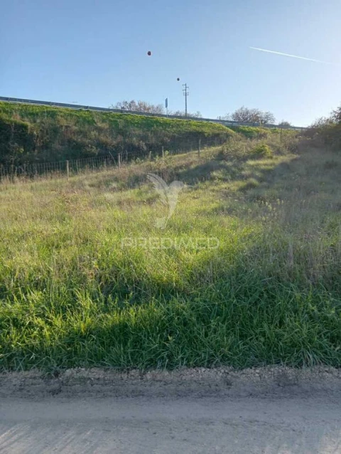 Terreno para Venda em Porto de Mós - São João Baptista e São Pedro