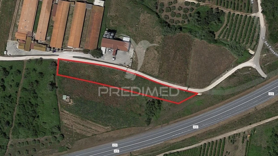 Terreno para Venda em Porto de Mós - São João Baptista e São Pedro