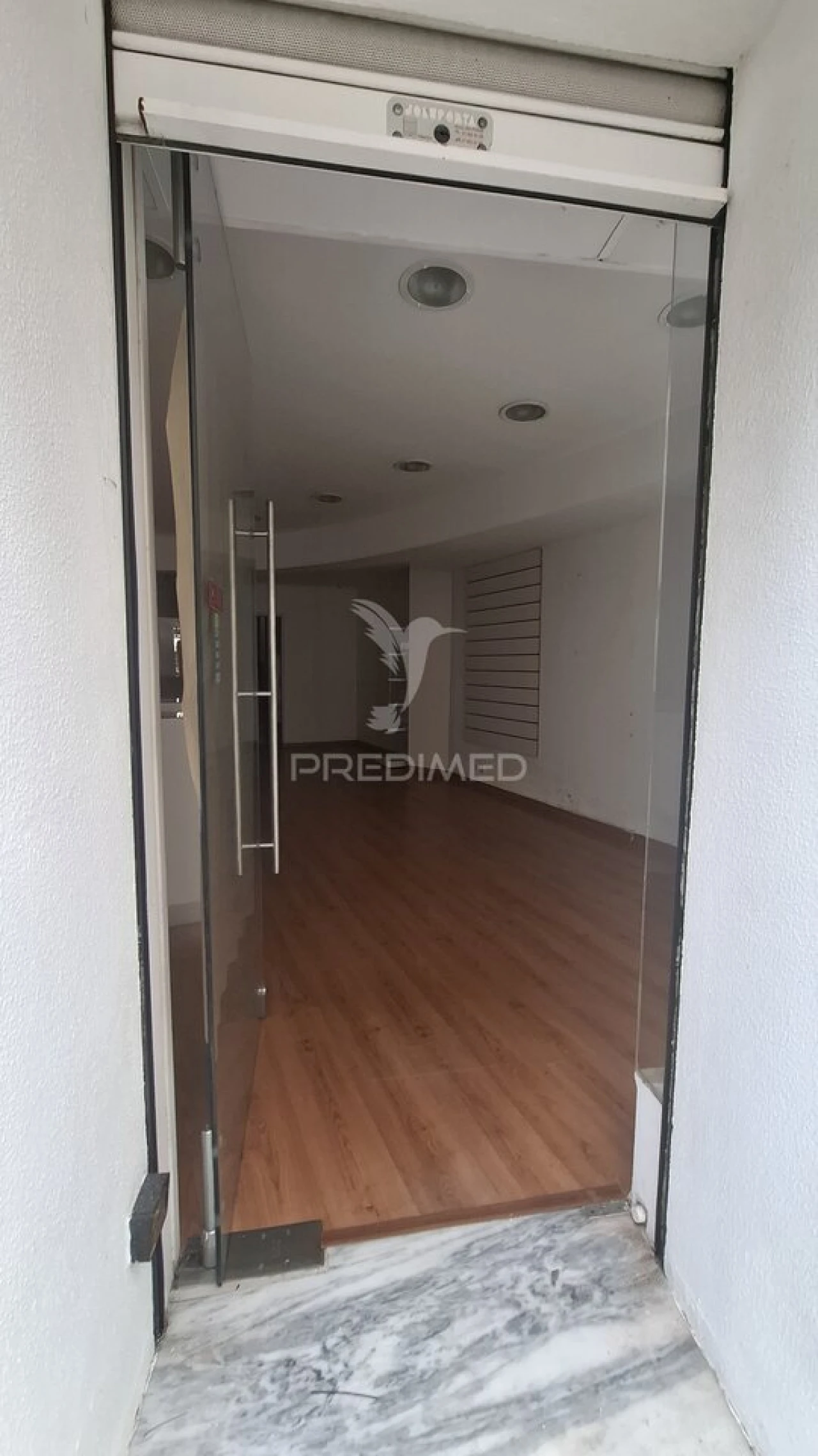 Loja para Arrendamento em Sé e São Lourenço Foto 10