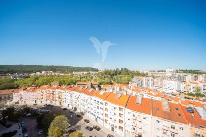 Apartamento T4 para Venda em São Domingos de Benfica