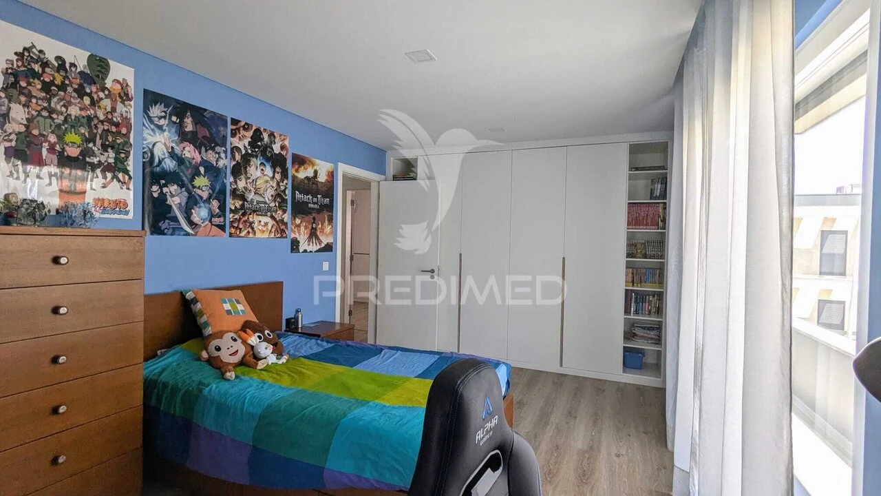 Moradia T4 para Venda em Ramada e Caneças Foto 9