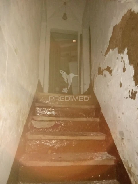 Moradia T6 para Venda em Borba (São Bartolomeu)