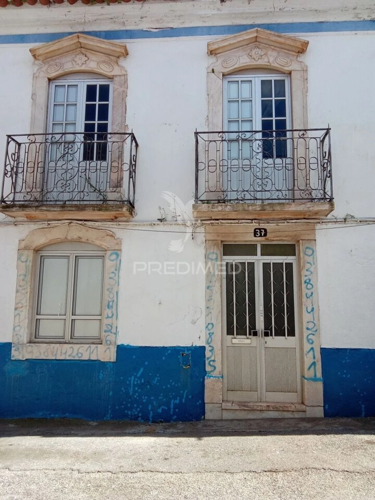 Moradia T6 para Venda em Borba (São Bartolomeu) Foto 2