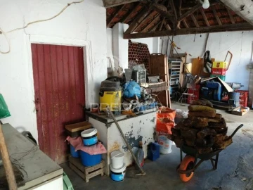 Loja para Venda em Parreira e Chouto