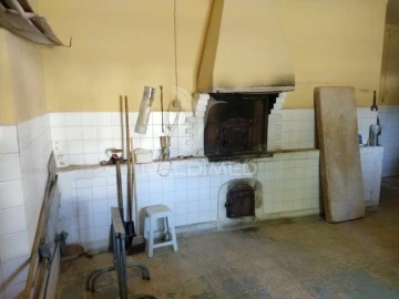 Loja para Venda em Parreira e Chouto