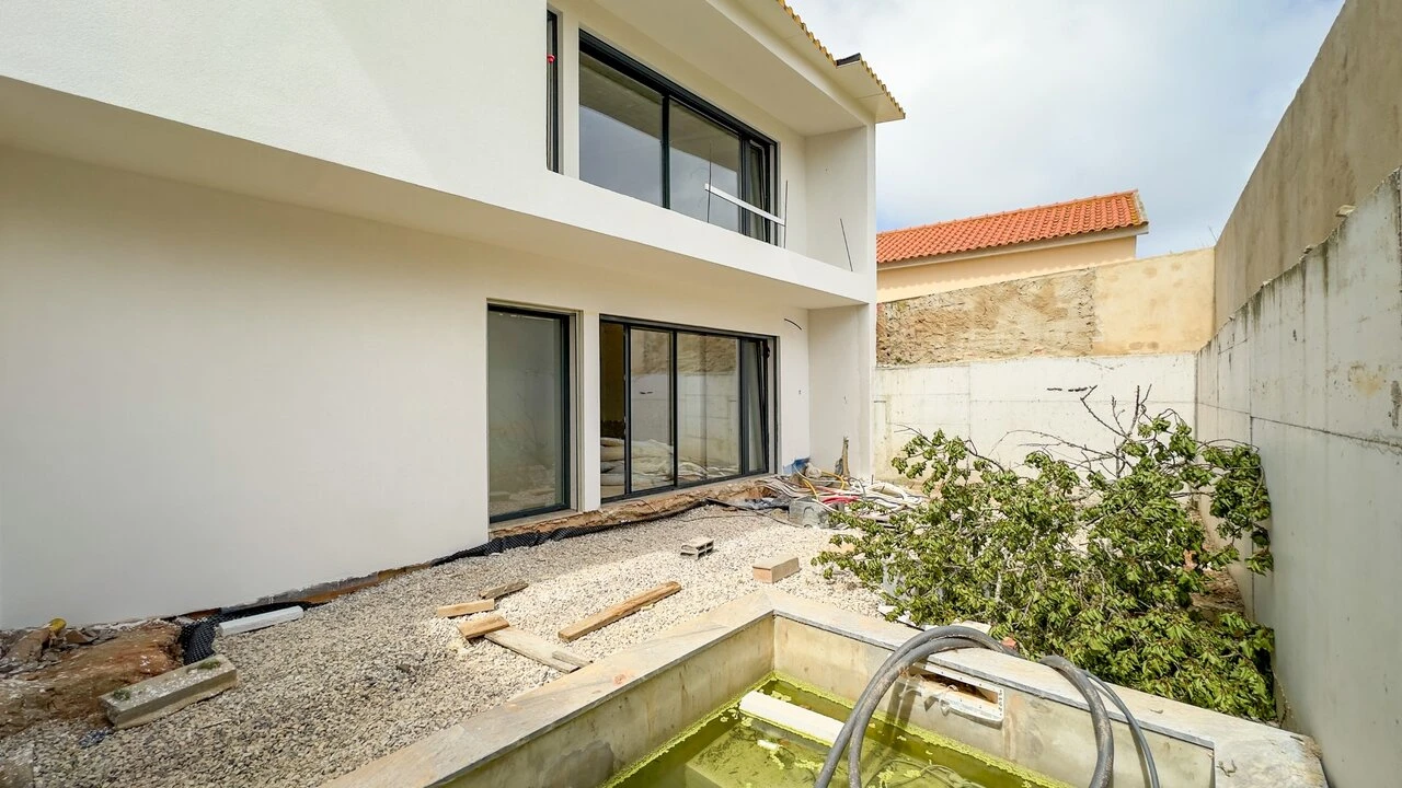 Moradia T3 para Venda em Ericeira Foto 1