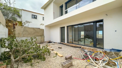 Moradia T3 para Venda em Ericeira