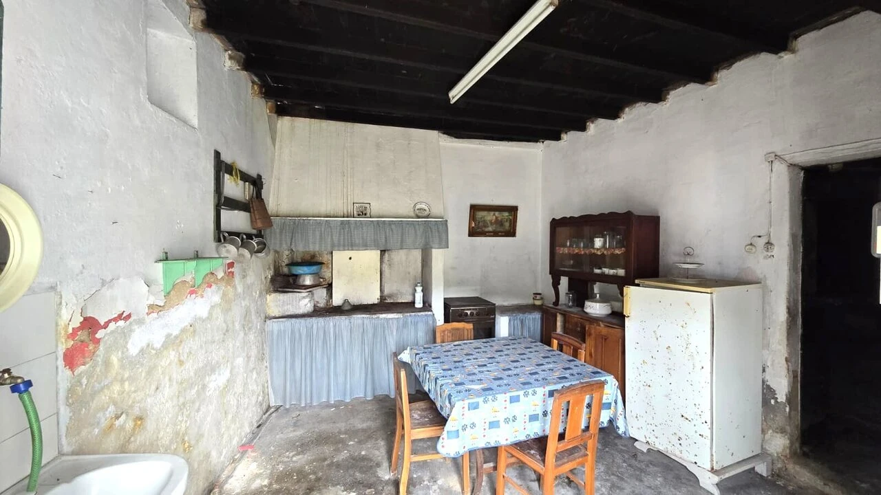 Moradia T3 para Venda em Azueira e Sobral da Abelheira Foto 8