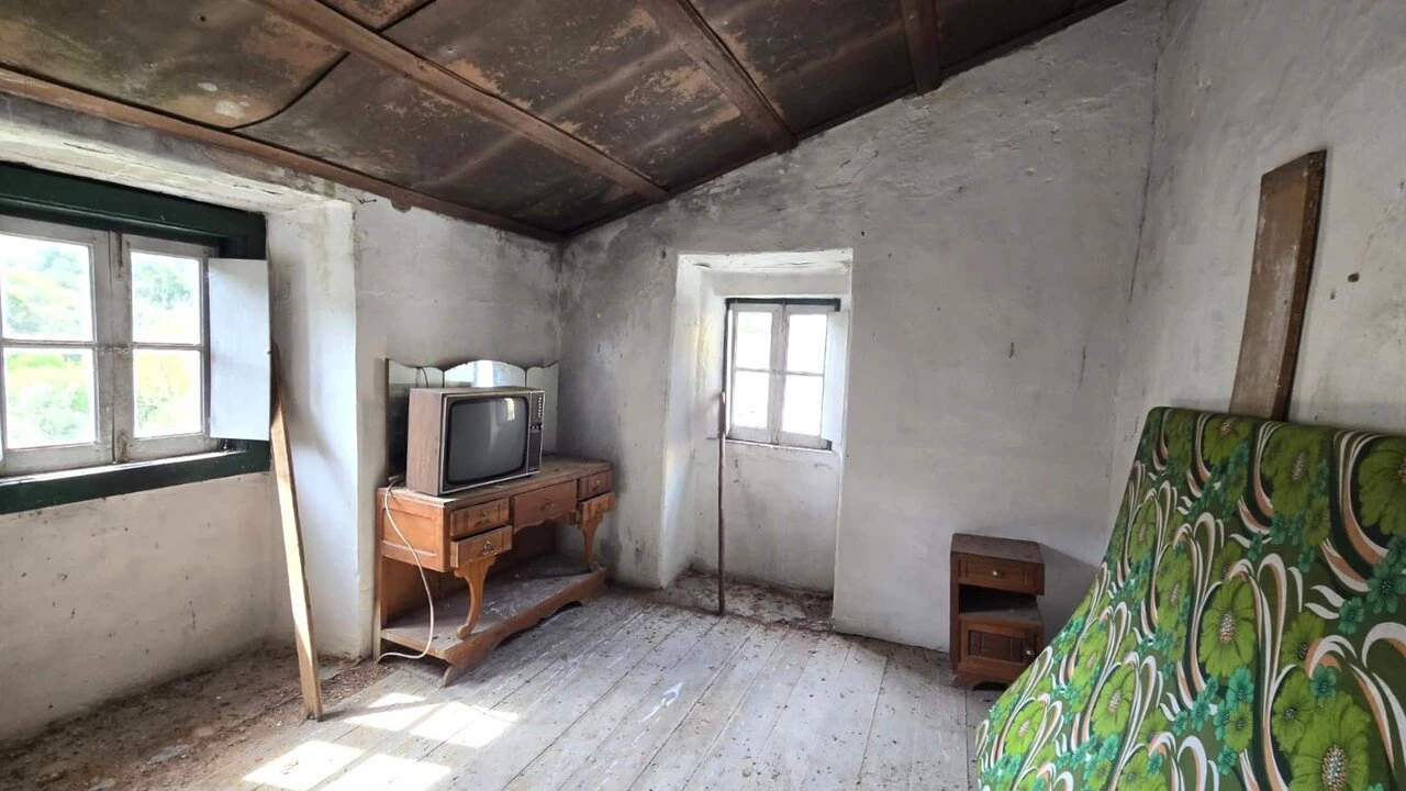 Moradia T3 para Venda em Azueira e Sobral da Abelheira Foto 10