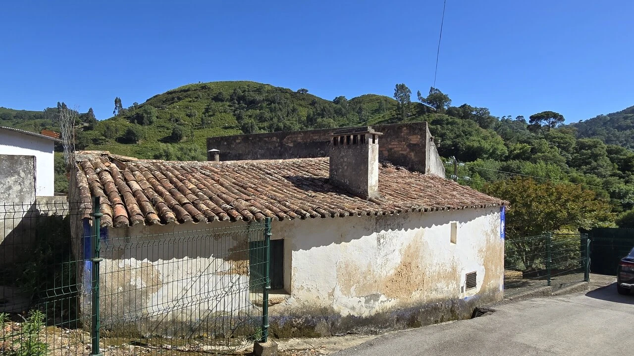 Moradia T3 para Venda em Azueira e Sobral da Abelheira Foto 9