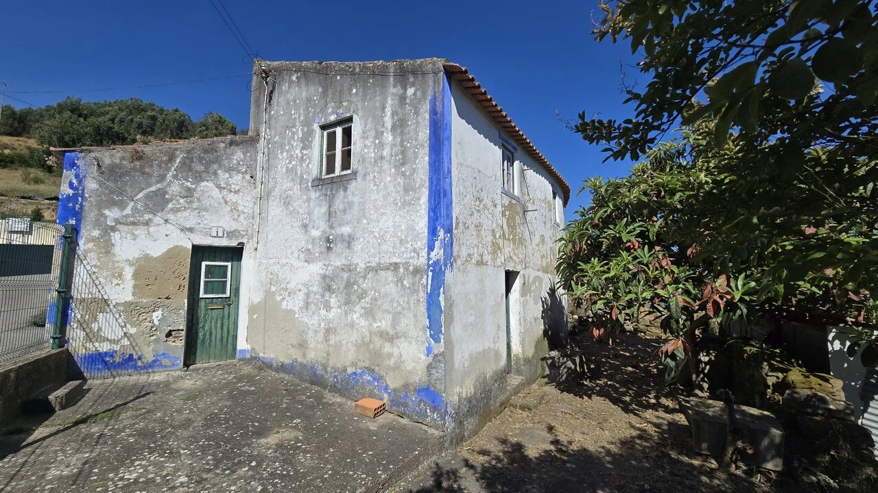 Moradia T3 para Venda em Azueira e Sobral da Abelheira Foto 3