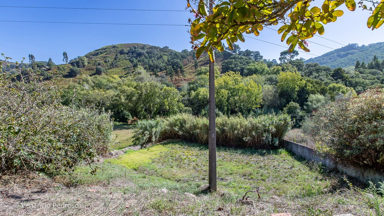 Moradia T3 para Venda em Azueira e Sobral da Abelheira Foto 12