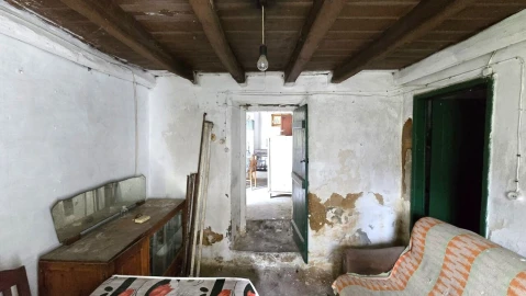 Moradia T3 para Venda em Azueira e Sobral da Abelheira