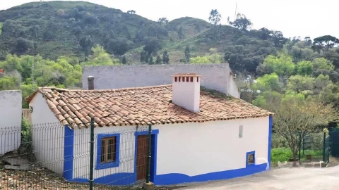 Moradia T3 para Venda em Azueira e Sobral da Abelheira