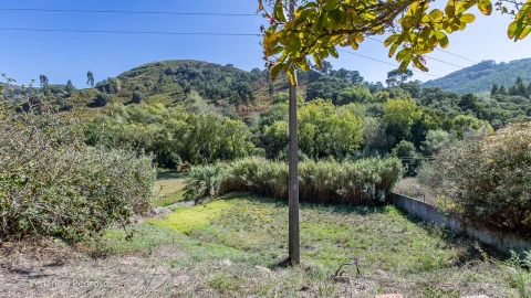 Moradia T3 para Venda em Azueira e Sobral da Abelheira