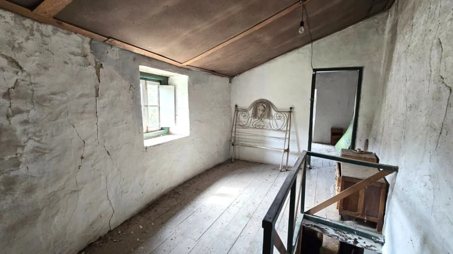 Moradia T3 para Venda em Azueira e Sobral da Abelheira Foto 11