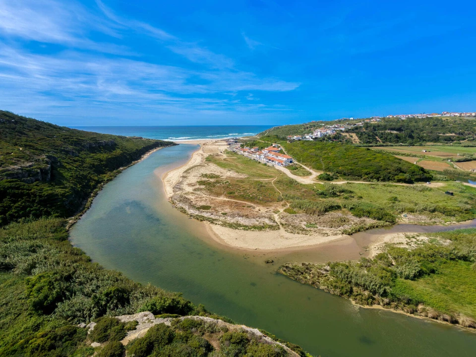 Terreno para Venda em Carvoeira Foto 1
