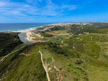 Terreno para Venda em Carvoeira