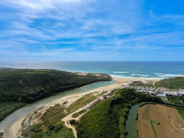 Terreno para Venda em Carvoeira