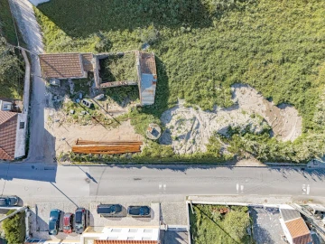 Moradia T3 para Venda em Santo Isidoro