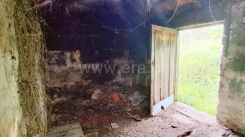 Quinta T0 para Venda em Sande e São Lourenço