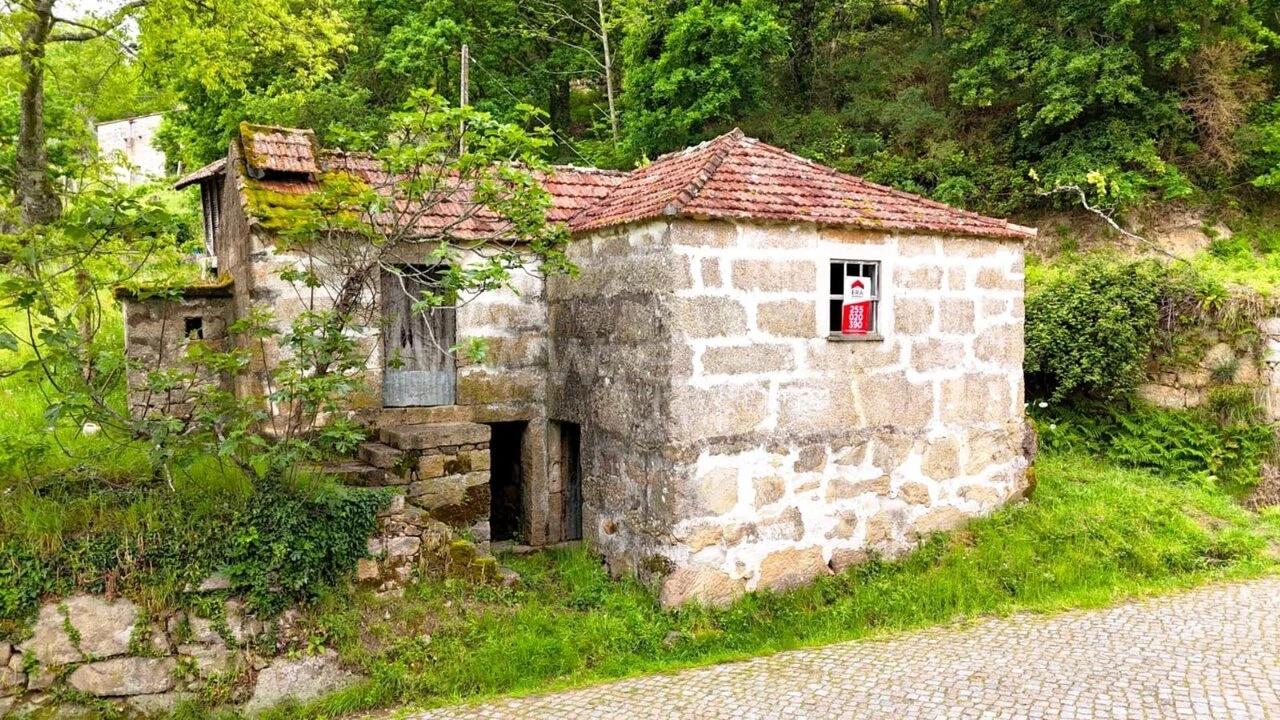 Quinta T0 para Venda em Sande e São Lourenço Foto 2