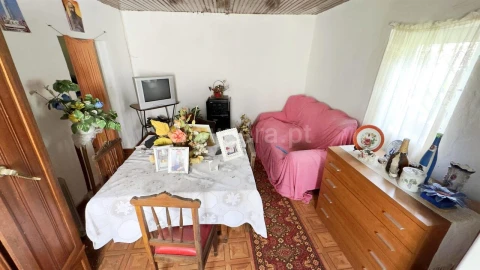 Moradia T0 para Venda em Banho e Carvalhosa