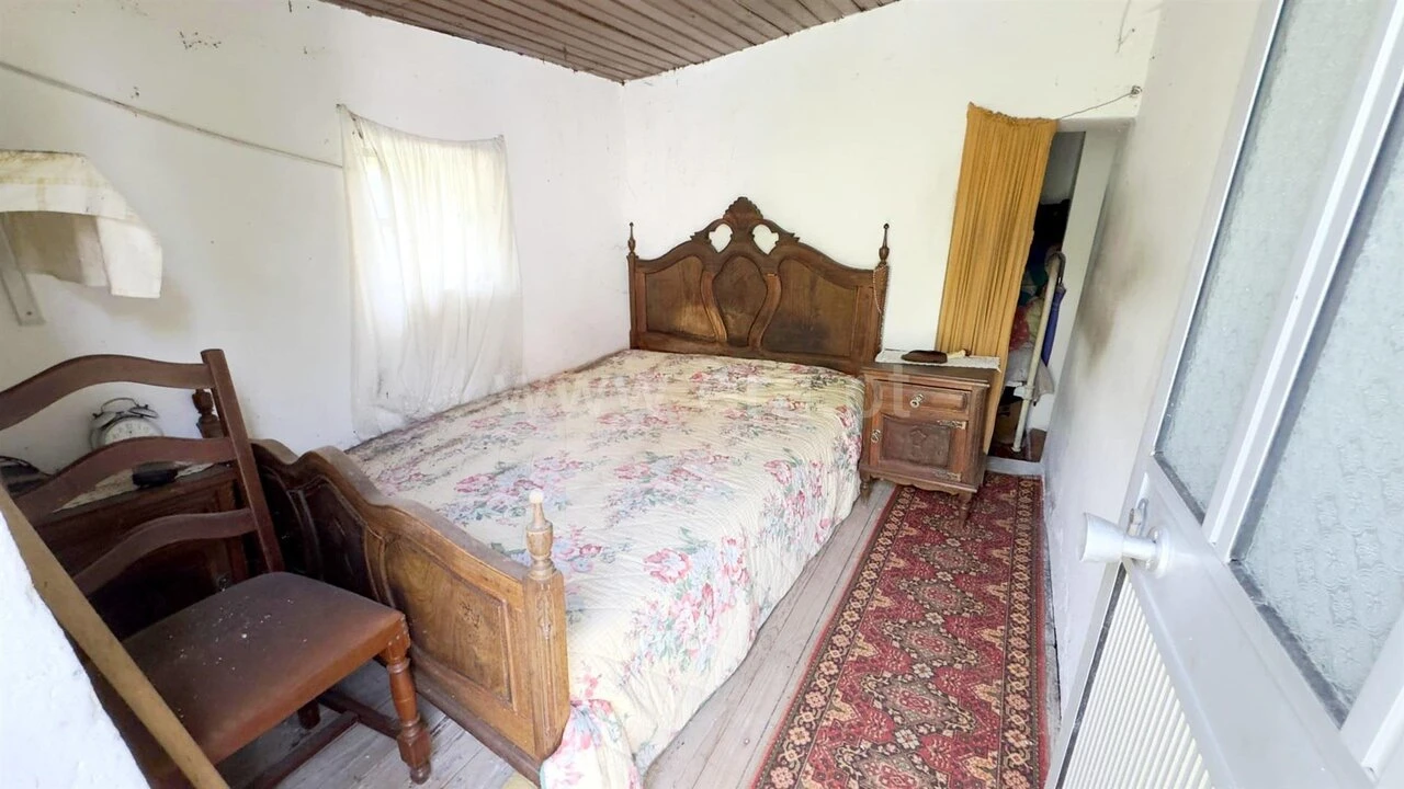 Moradia T0 para Venda em Banho e Carvalhosa Foto 2