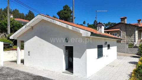 Moradia T2 para Venda em Paredes de Viadores e Manhuncelos