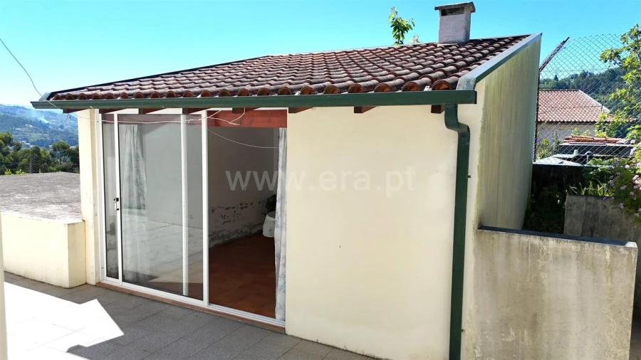 Moradia T2 para Venda em Paredes de Viadores e Manhuncelos Foto 7