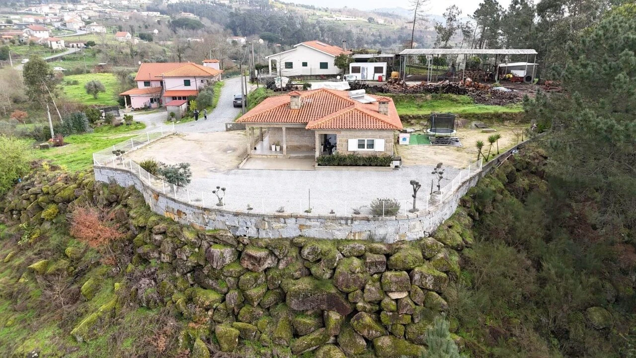 Moradia T3 para Venda em Vila Boa de Quires e Maureles Foto 7