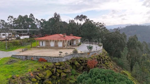 Moradia T3 para Venda em Vila Boa de Quires e Maureles