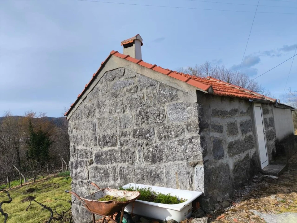 Terreno para Venda em Campelo e Ovil Foto 8