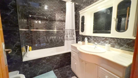 Moradia T3 para Venda em Lustosa e Barrosas (Santo Estêvão)