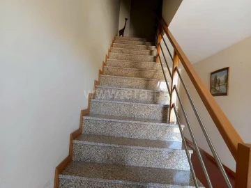 Moradia T3 para Venda em Lustosa e Barrosas (Santo Estêvão)