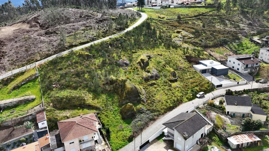 Terreno para Venda em Vila Boa de Quires e Maureles Foto 5