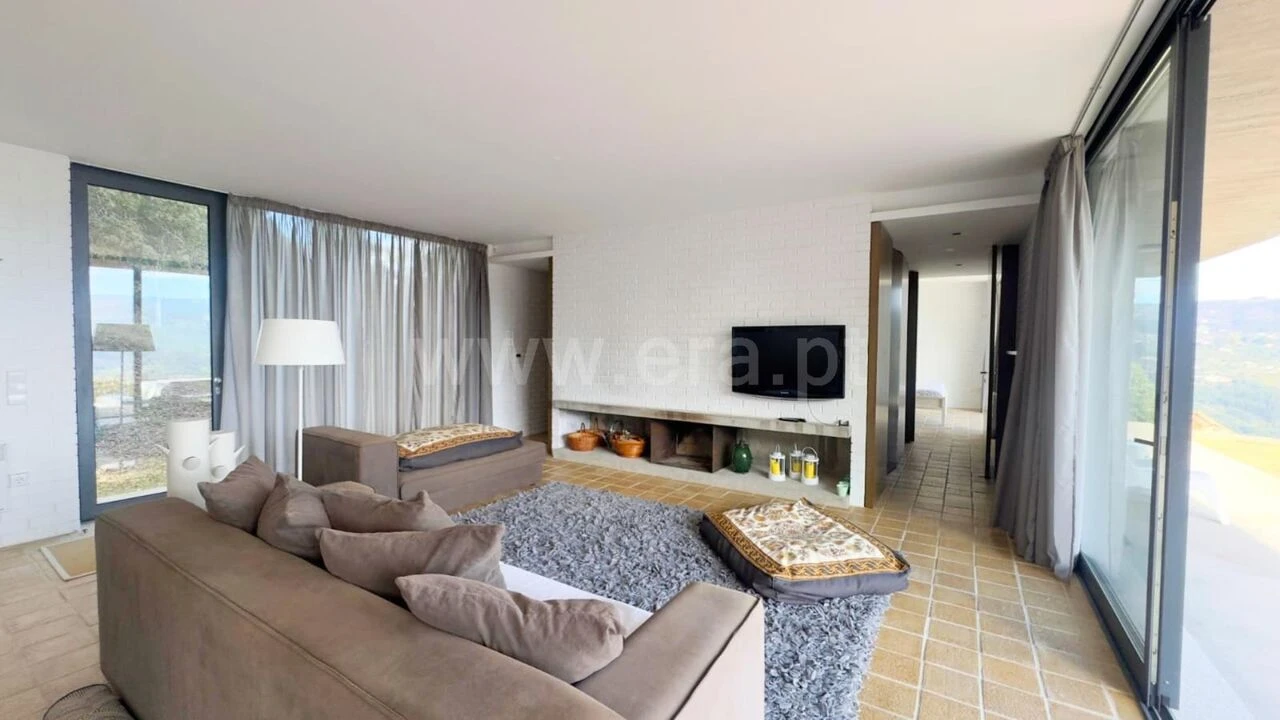 Moradia T4 para Venda em Paredes de Viadores e Manhuncelos Foto 19