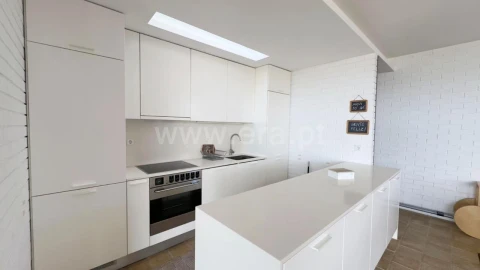 Moradia T4 para Venda em Paredes de Viadores e Manhuncelos