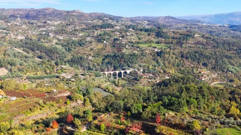 Moradia T4 para Venda em Paredes de Viadores e Manhuncelos