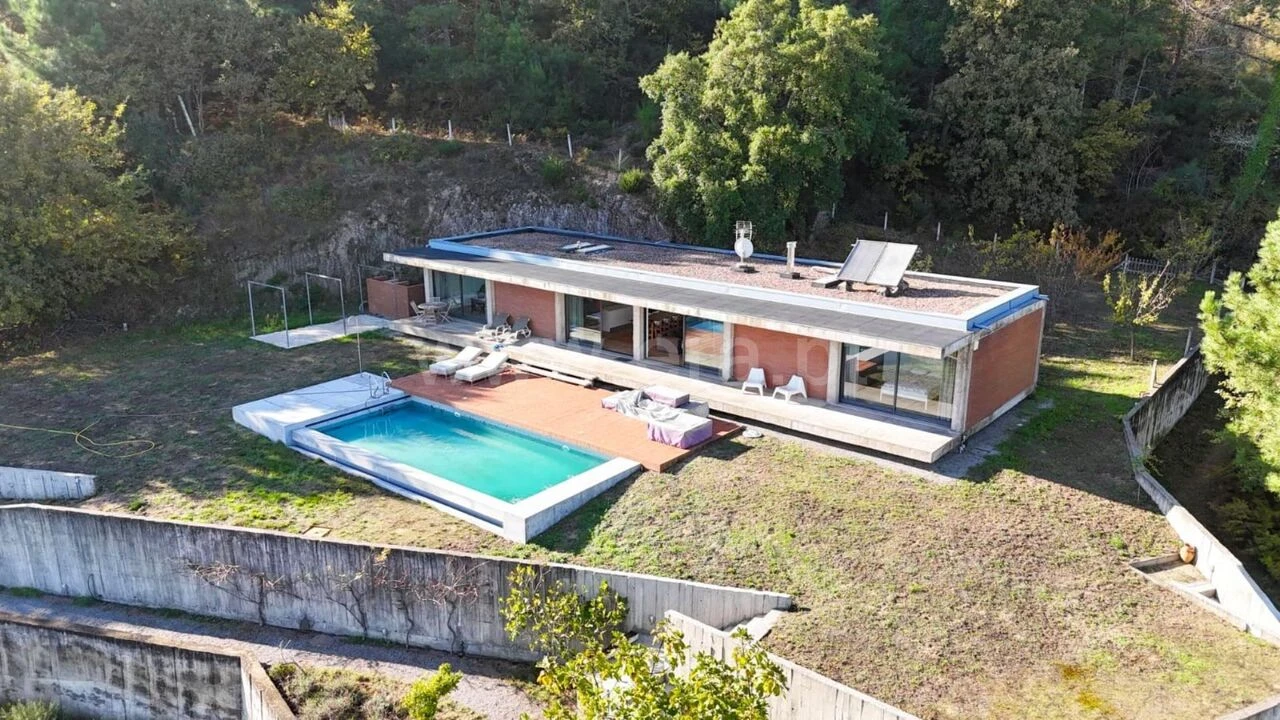 Moradia T4 para Venda em Paredes de Viadores e Manhuncelos Foto 2