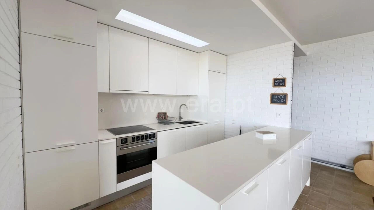 Moradia T4 para Venda em Paredes de Viadores e Manhuncelos Foto 17